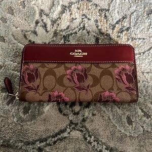 Authentic Coach Wallet